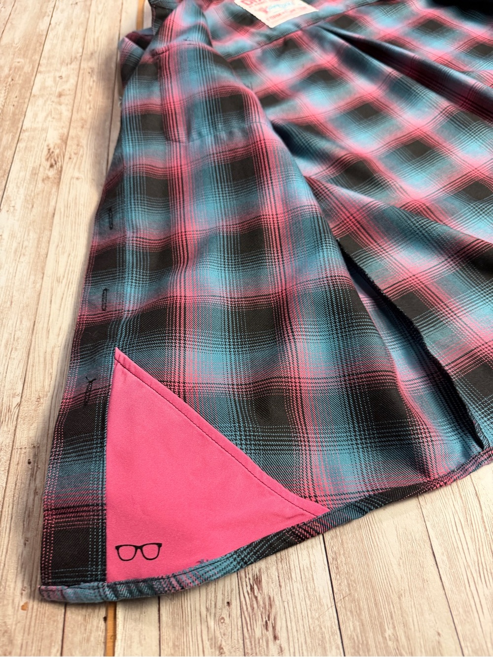 Dixxon Women’s Shreddy Plaid Flannel Shirt - Teal & Red - Picture 6 of 8